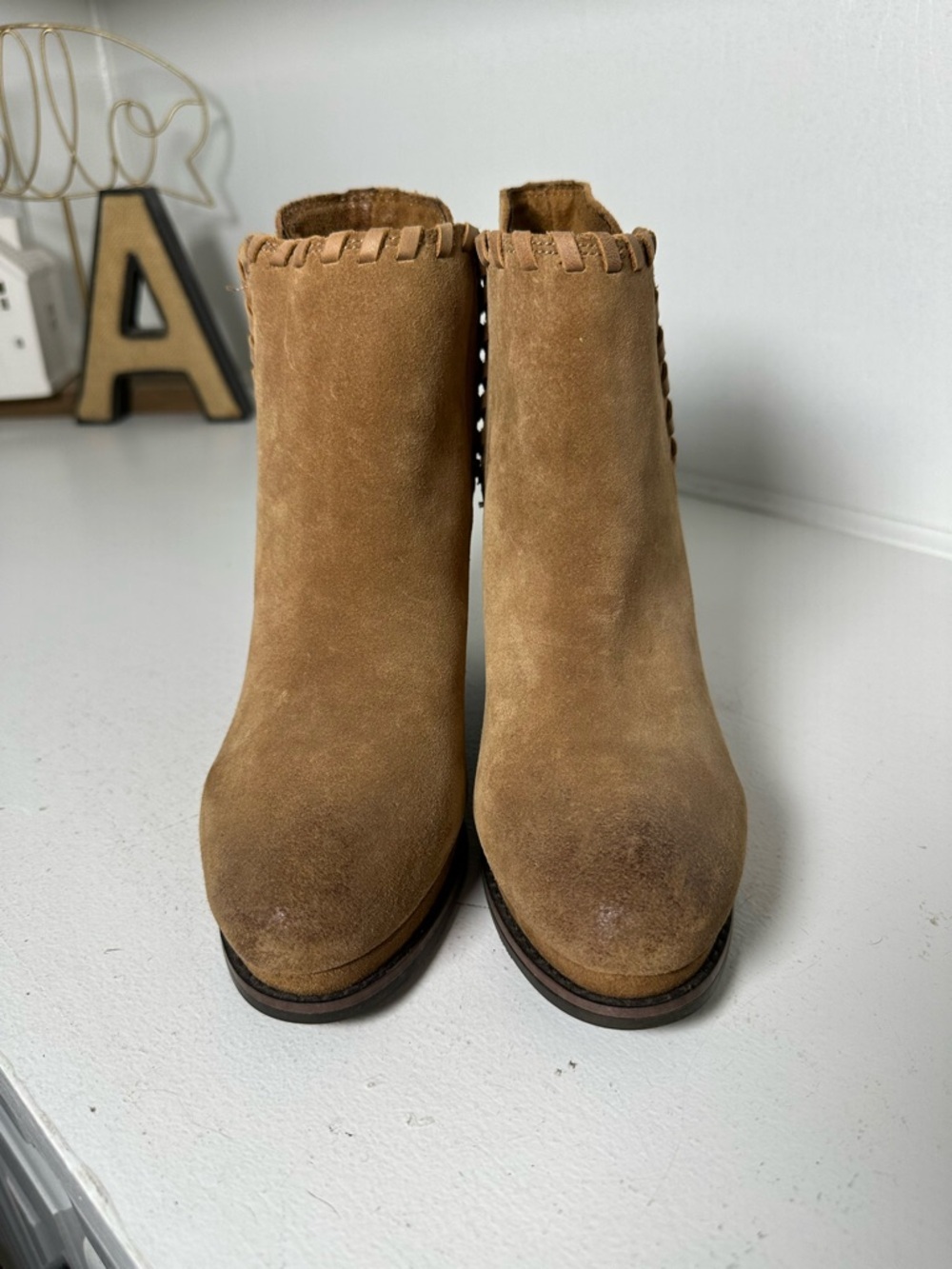 Ariat Suede Wedge Booties Womens 7 Brown Ankle Boots Western Chelsea Style - Picture 3 of 10